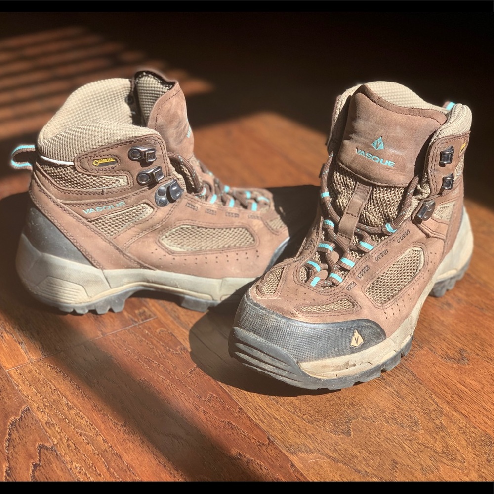 Vasque hiking boots